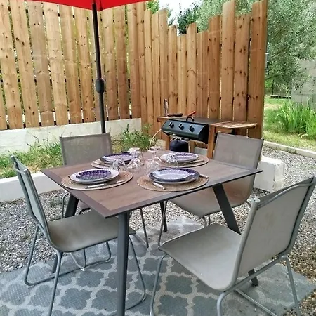 Ceven' O Calme T2 Avec Jacuzzi Prive, Piscine Et Jardin * Massillargues-Attuech