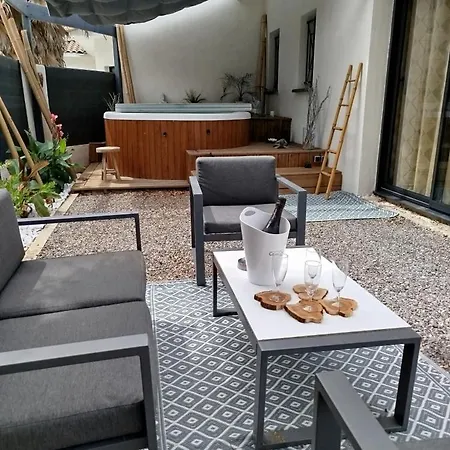 Prázdninový dům Ceven' O Calme T2 Avec Jacuzzi Prive, Piscine Et Jardin *