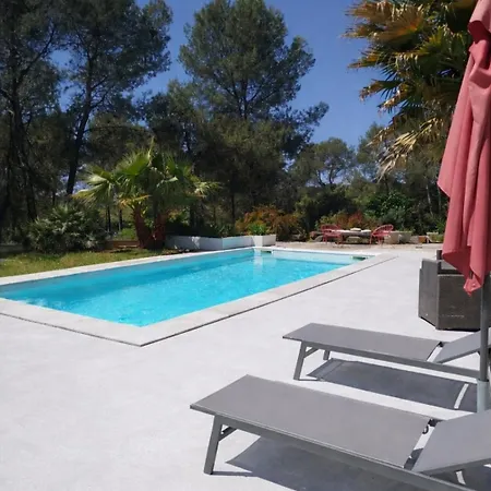 Ferienhaus Ceven' O Calme T2 Avec Jacuzzi Prive, Piscine Et Jardin